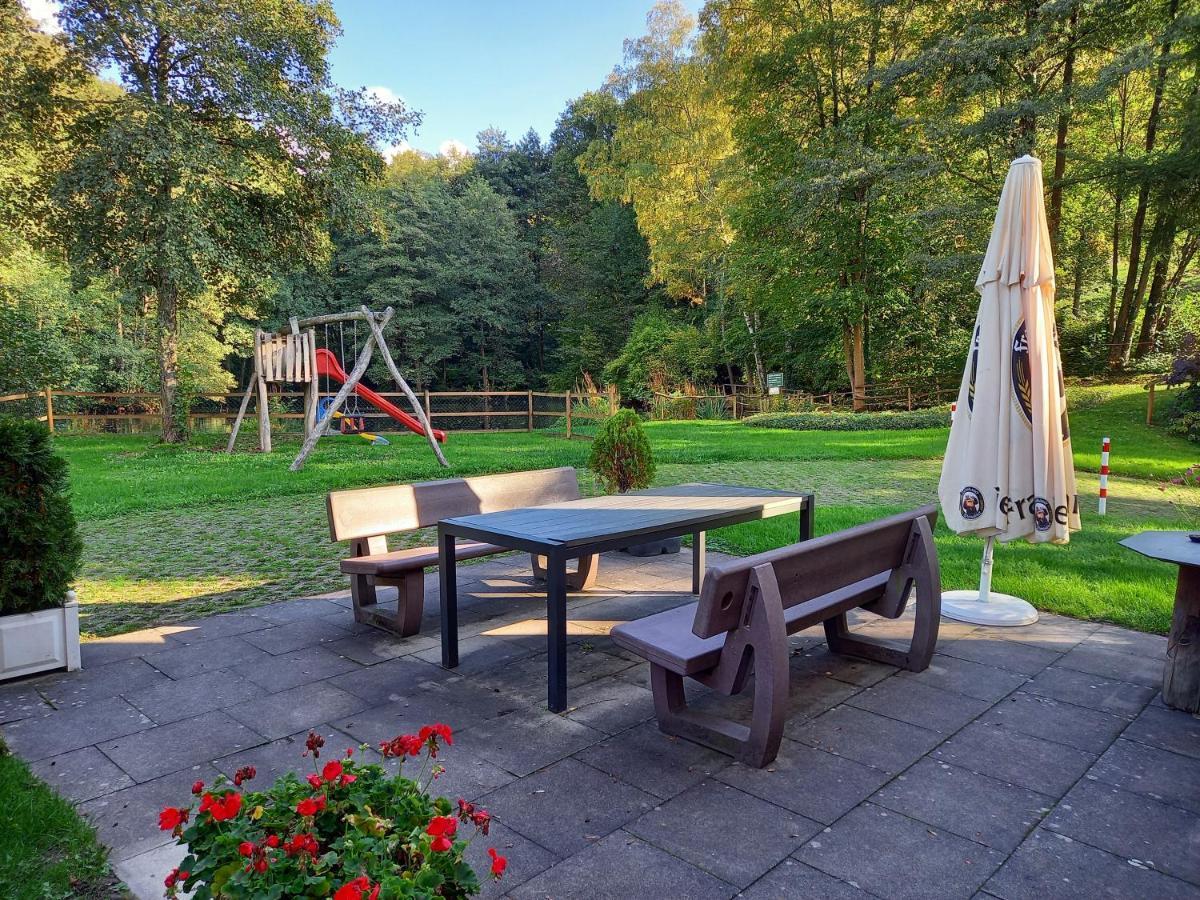 Ferienwohnung Am Waldsee Mit Schwimmbad Gernsbach Kültér fotó